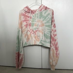 Aeropostale tie-dye cropped hoodie